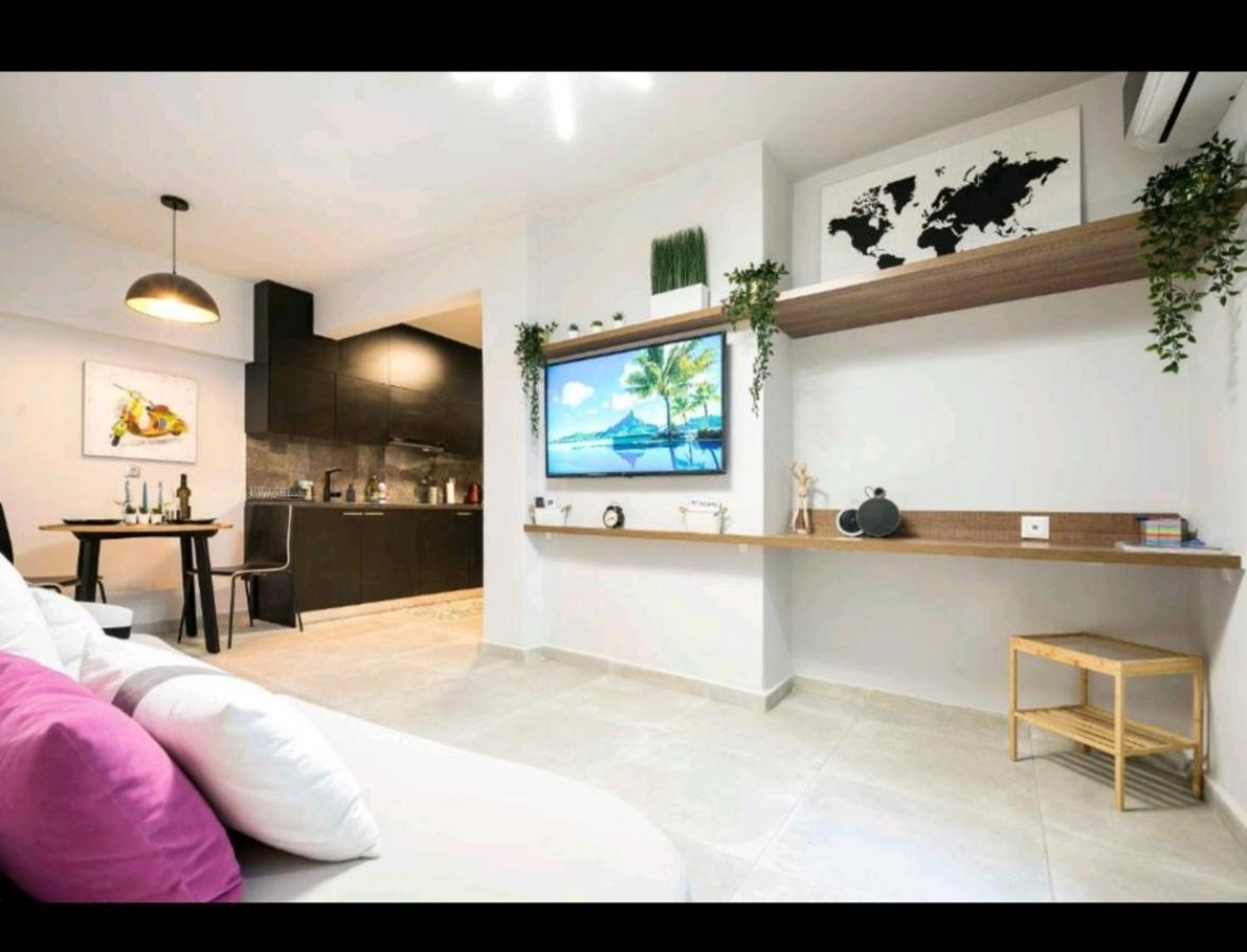 אתונה Romantic Jacuzzi Apartment מראה חיצוני תמונה